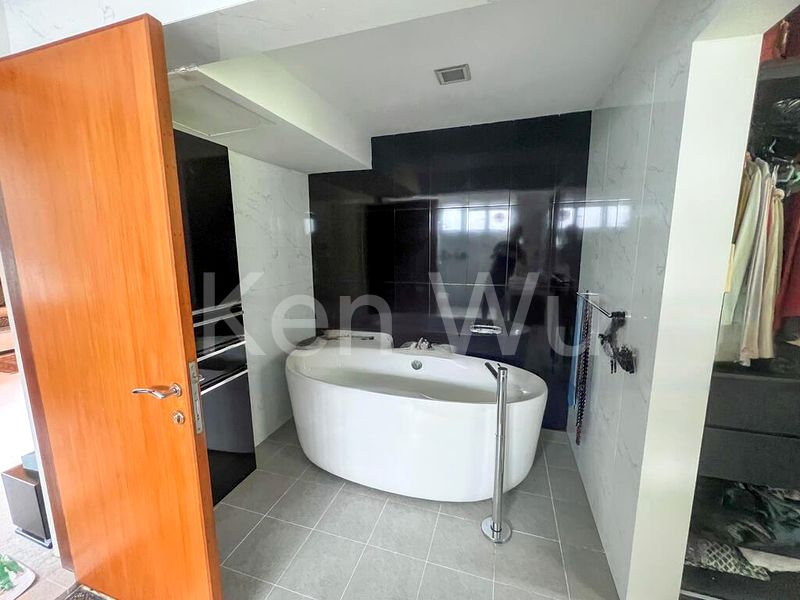 7 Bed Bungalow (Landed) for Sale in  Grange Road - Image 19